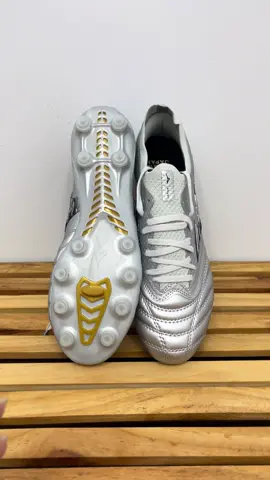 Sepatu Bola Mizuno Morelia Neo 4 Beta Platinum Silver Harga : 425k WeA 081321899833 Ready size 39 40 41 42 43 44 45 Toko ijo : SuperJersey #sepatubola #sepatubolamurah #viraltiktok #sepatubolabandung #ssbbandung 