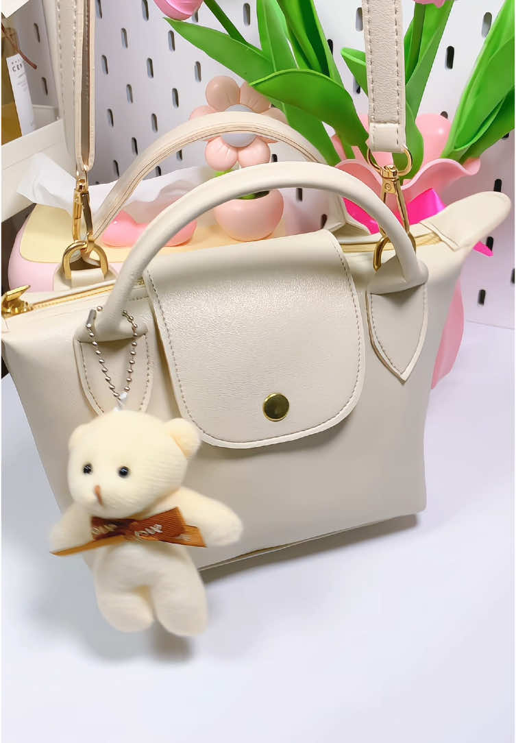 tas 30rb an muat banyak barang😍🫶🏻 #taswanitamurah #slingbag #handbag #tasselempang #tasjinjing #tas2in1 #tasivory #tasmain #taskondangan #smallbag #foryou anira - myltas