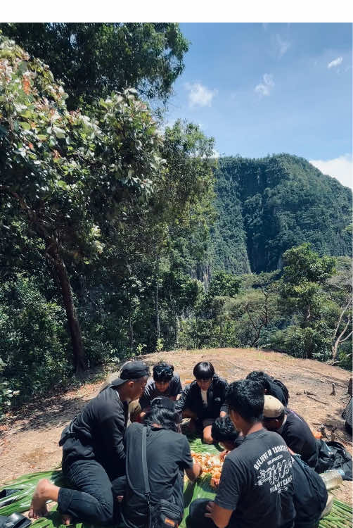 Makasih kawan kawan semuanyaa🫡 #makansiang #waterfall #sarasahbarasok #sumatrabarat 