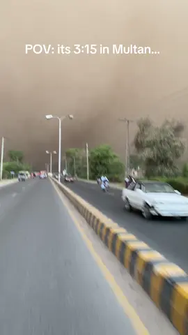 Waether in Multan… #storm #pakistan #fyp #foryou 