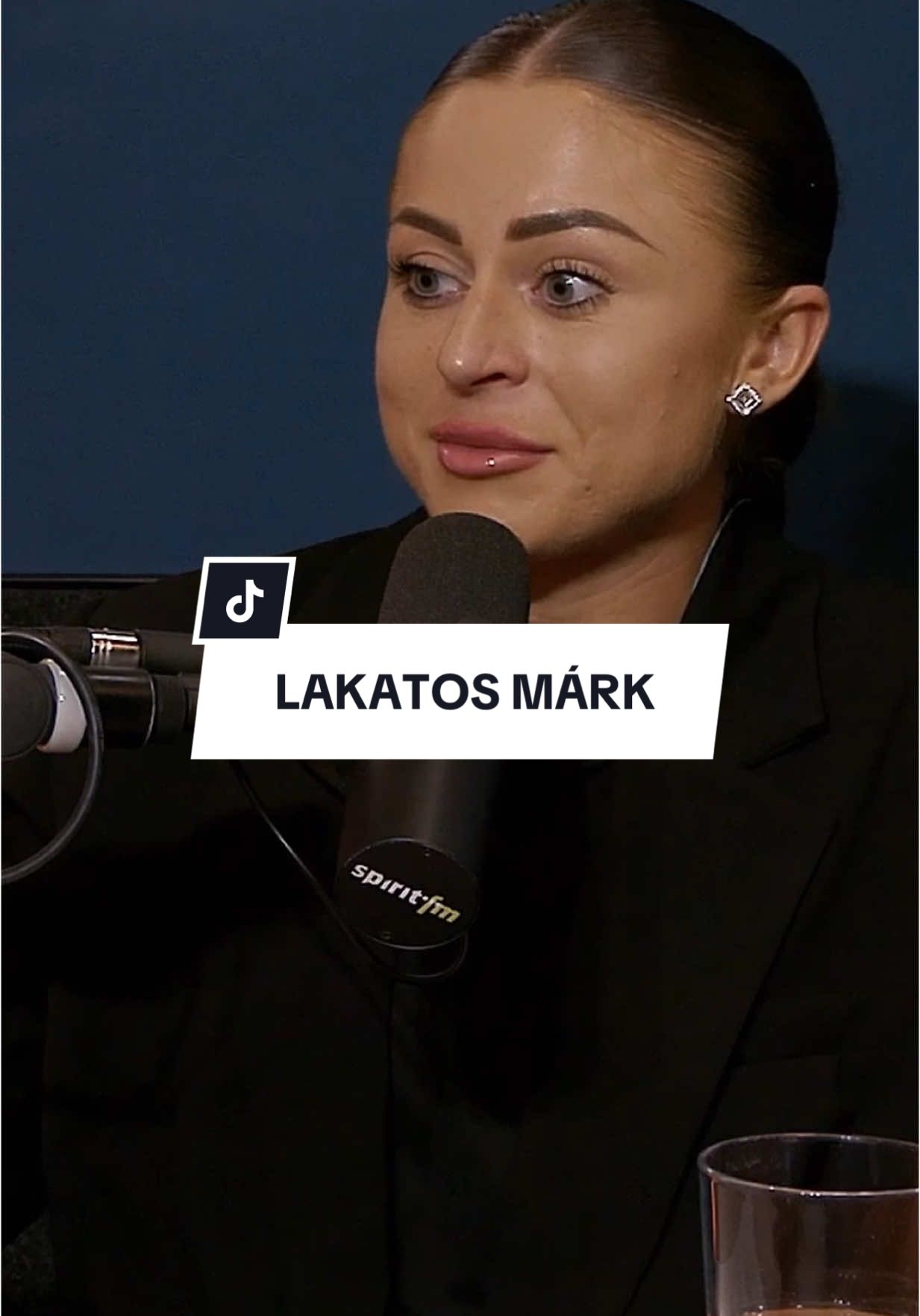 Nektek mi a véleményetek a témáról? Írjátok meg kommentben!🫶🏾 Műsorvezető társam: @SportPubValdez  Teljes beszélgetés YouTube-on🎙️ #kettospont #spiritfm #lakatosmark #abrahamrobert #tothgabi 