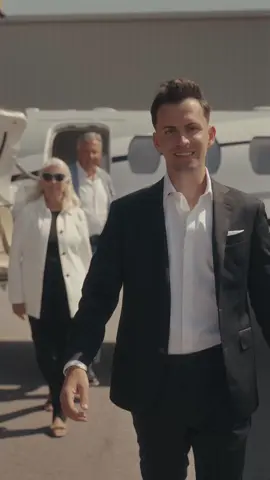 When every minute counts, fly with the team that’s been trusted for 35 years by those who can’t afford to wait. ✈ #JETASG #AircraftServicesGroup #timeismoney #aviation #luxurylife #privatejet 