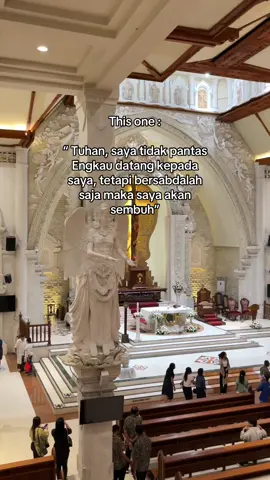 ✞  #katolik #katolikindonesia #katolikku_keren #katolikagamaku #katedral #katedraldenpasar #katolikvibes #katedral #ayatalkitab #perjamuankudus 