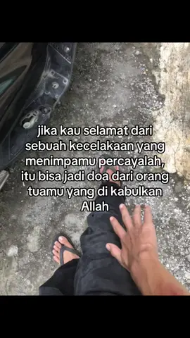 Wis ditabrak iseh keseret motor alhamdulilah gur lecet😇 #beranda #foryoupage #fyp #fypppppppppppppppppppppp 