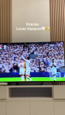 #realmadrid #lucasvazquez #sad #sadvibes #leyenda #gracias #fypシ゚ #fypage 