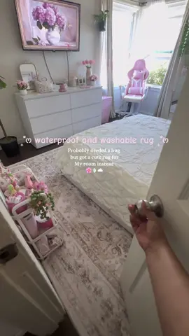 It changes your room so but but in a pretty way, this is your sign to get one of you don’t have one🌸#washablerugs #bedroomrug #rug #rugs #rugsoftiktok #aestheticroom #aesthetichome #organizedhome #homedecor #bedroom #tiktokshop #girlroom #coquette #cleangirl #room #roommakeover @MontVoo Rugs 🩷