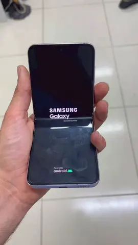 اصلاح لمس سامسونغ z flip 5 دون تغيير#trend الشاشة #z #flip #5 dokomatek basmiyur flim degişim başarıyla tamamlandı #sama28 #samsung #series 