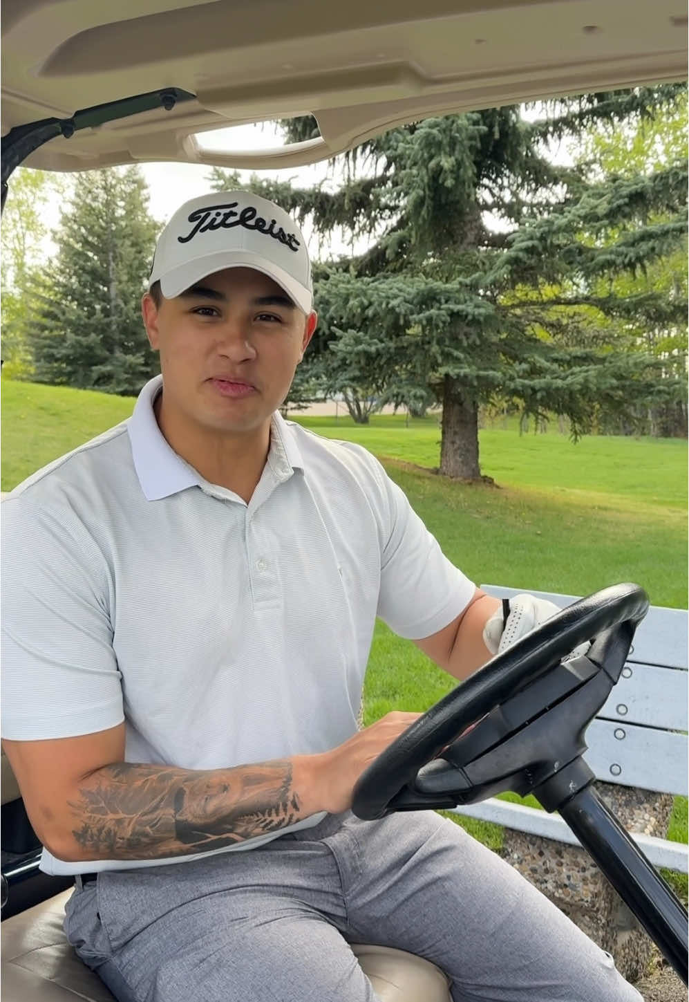 He books the tee time, pays for the round, drives the cart, and tracks my ball … I just bring the vibes 😎 #GolfCouple #GolfTok #GolfVibesOnly #HeUnderstoodTheAssignment #GolfDate #WeekendRounds #GolfLife #RelationshipRoles