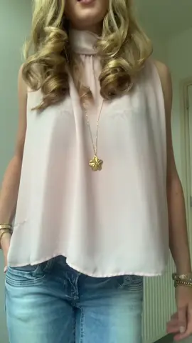 ready for tonight🌟 #fashiontips #blowouthair #stockholmstyle #saturdaynight 