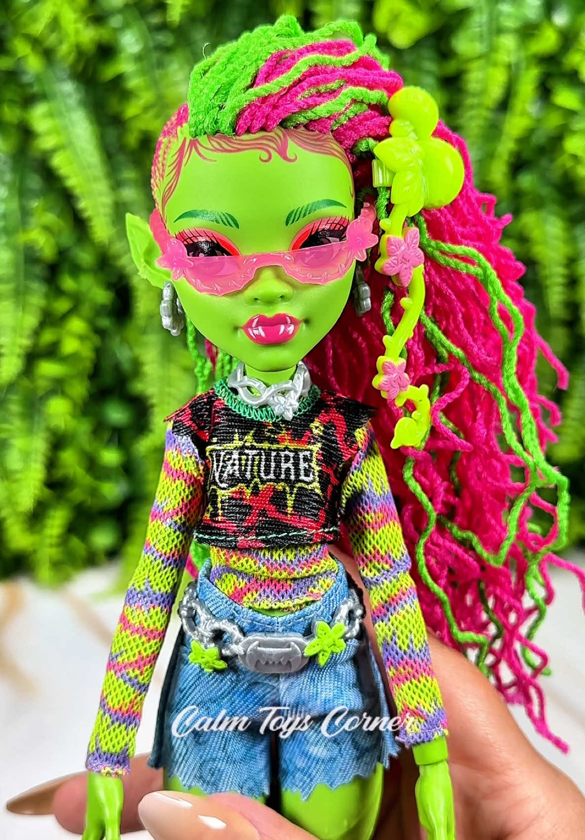 Monster High Venus McFlytrap & Pet Chewlian 🌿 ASMR videos [no talking] #asmrsounds #dollcollector  #toysreview #dollsunboxing #toysasmr 