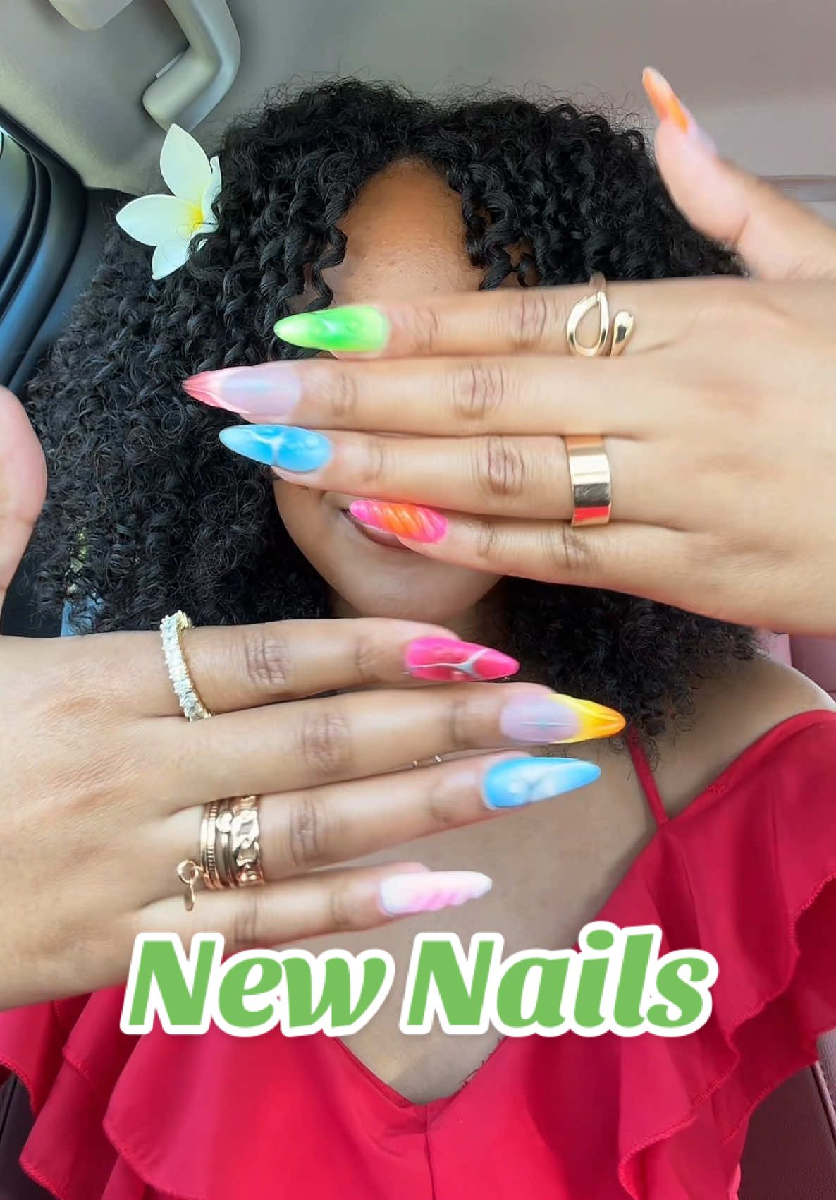 new nails 🫦 #Summer #nails #inspiration #curlygirl #almondnails #hair 
