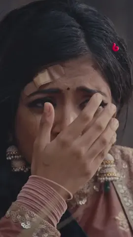 تشيكي تتعرض لإصابة في الرأس على يد ياش.. مسلسل #عاشق_أنا من الأحد- الخميس الساعة 8 مساءً بتوقيت السعودية على #MBCBOLLYWOOD