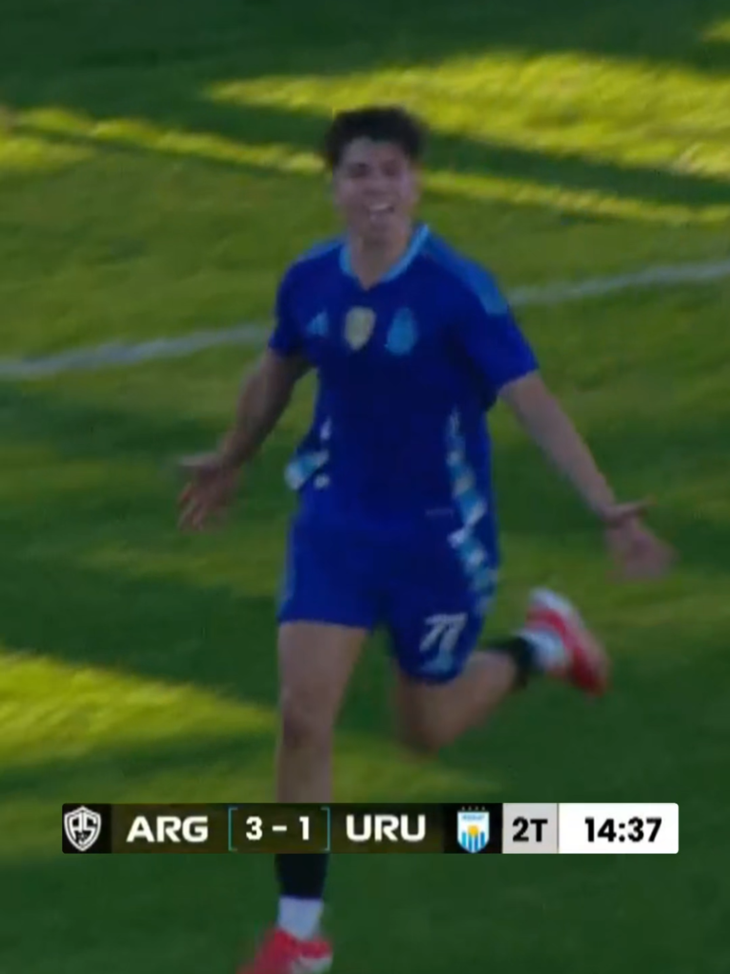 Gol de Massi para poner 4-1 de #argentinastreamers vs #uruguaycreadores
