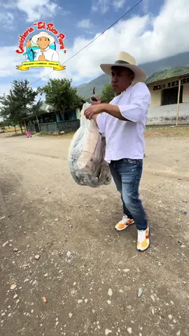Ayudo anciano con silla de ruedas 🙏❤️