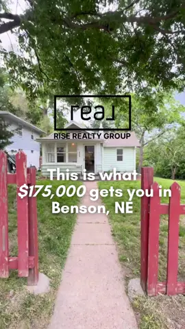 🏡 Available Now in the Heart of Benson! ✨ 2 Bed | 2.5 Bath 🌟 Hardwood Floors 🍽️ Eat-In Kitchen 🌳 Fully Fenced Backyard 🚶‍♀️ Walk to shops, dining & nightlife! Don’t miss this cozy charmer in one of Omaha’s most up and coming neighborhoods! 🙌 ##omahanebraska #fyp #forsaleomaha #forsale #omaharealtor #househunting 