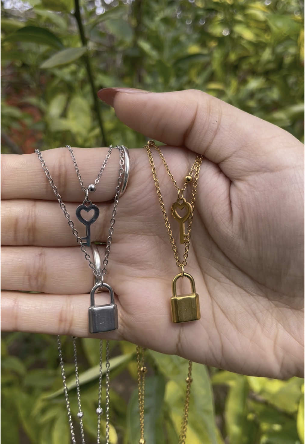 Locked in ✨ The Key to My Heart Necklace — a symbol of love, loyalty, and a little mystery. #LayeredLooks #KeyToMyHeart #EverydayGold #JewelryEssentials #jewelry #jewellery #jewleryaddict #jewlerybusiness #jewleryshop #jewlerycollection #smallbusinessowner #SmallBusiness #WristCandy #GSJewels #affordableluxury #hypoallergenic #nontarnishjewelry #jewlerymusthaves #highenddupes #daintyjewelry #vintagejewelry 