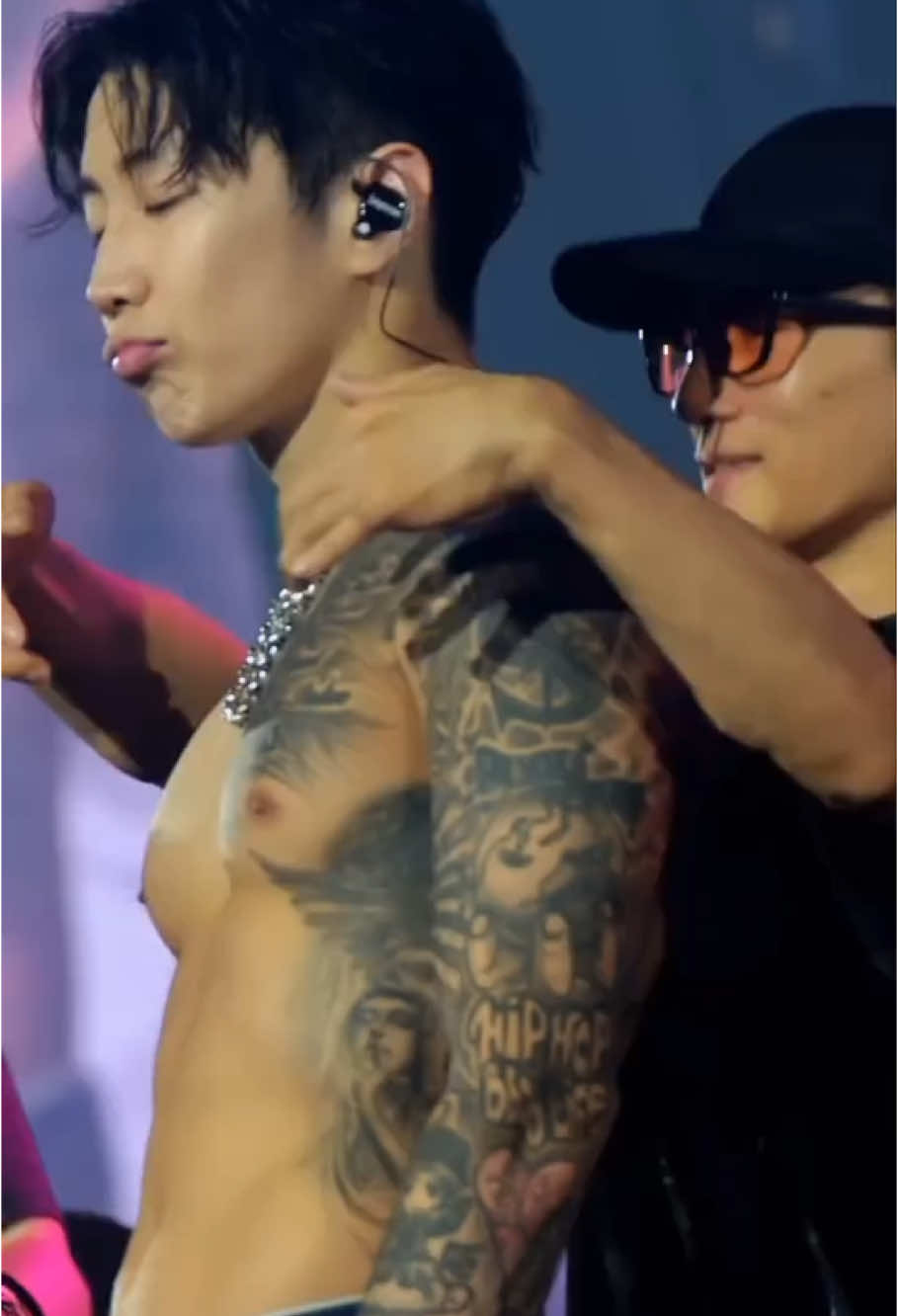 🔥Jay Park🔥@Jay Park (박재범)  Jay Park performing at Serenades & Body Rolls in Seoul 🎵MOMMAE🎵 #2025jayparkworldtour  #jaypark #박재범  #korea #serenadesandbodyrollsjayparktour #jayparkworldtour2025 