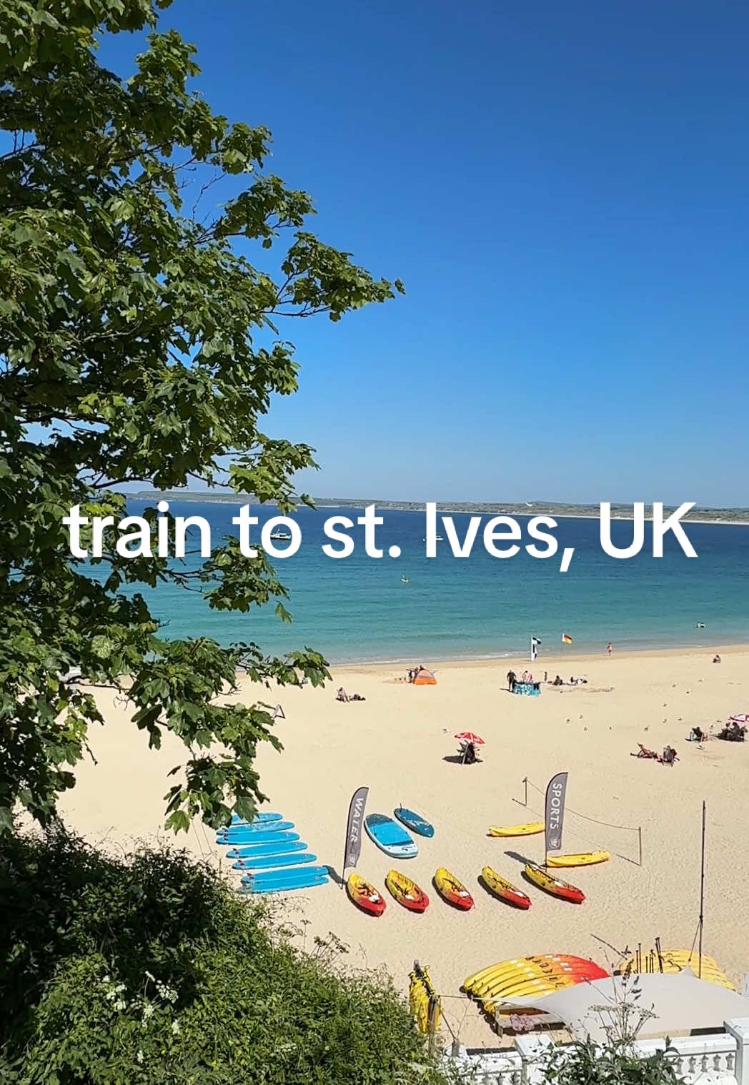 even as someone who doesn’t typically love the beach 🏖️ the beaches here are sooo pretty 😍  also happy we took the train, which I find so much easier than a long drive with a toddler  #beachvibes #train #traintravel #cornwall #familytravel 