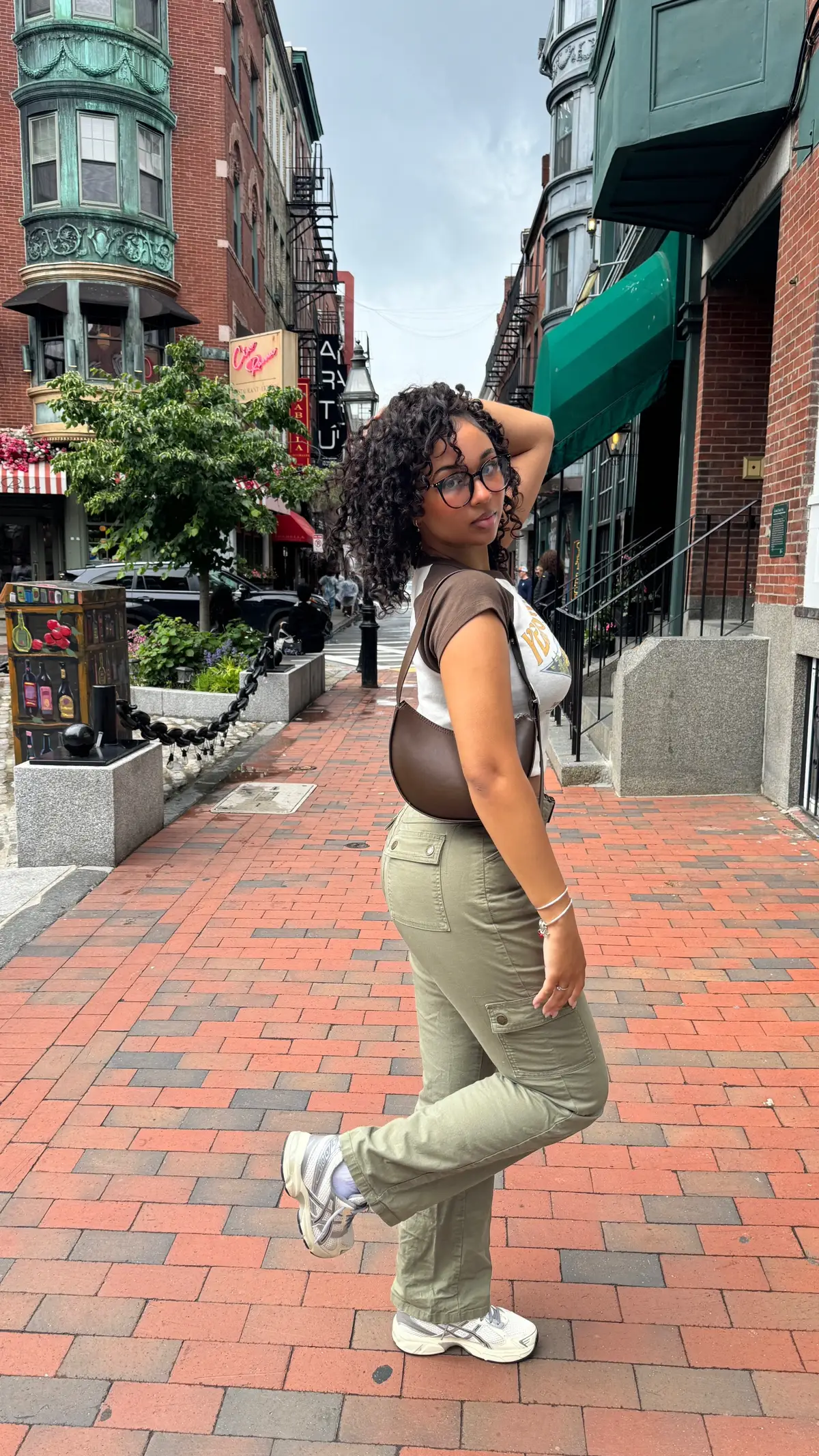 I don’t chase. I attract. #curly #fy #viral #repost #OOTD #hair 
