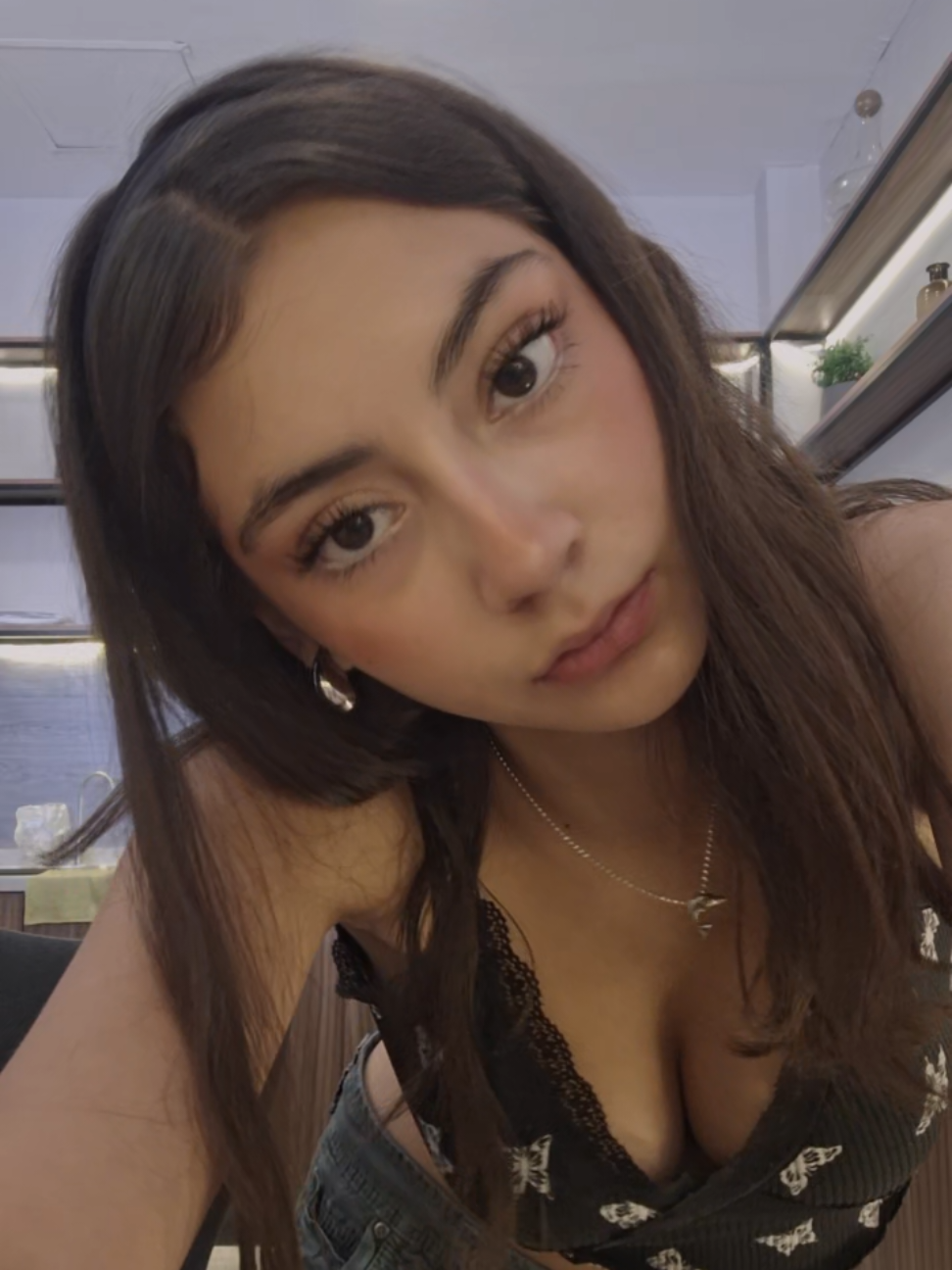 😘