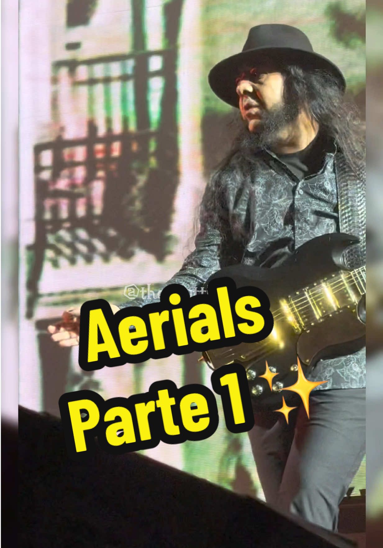 #soad #systemofadown #rock #wakeup #saopaulo #daronmalakian #serjtankian #shavoodadjian #johndolmayan #aerials #parte1 @systemofadown ✨