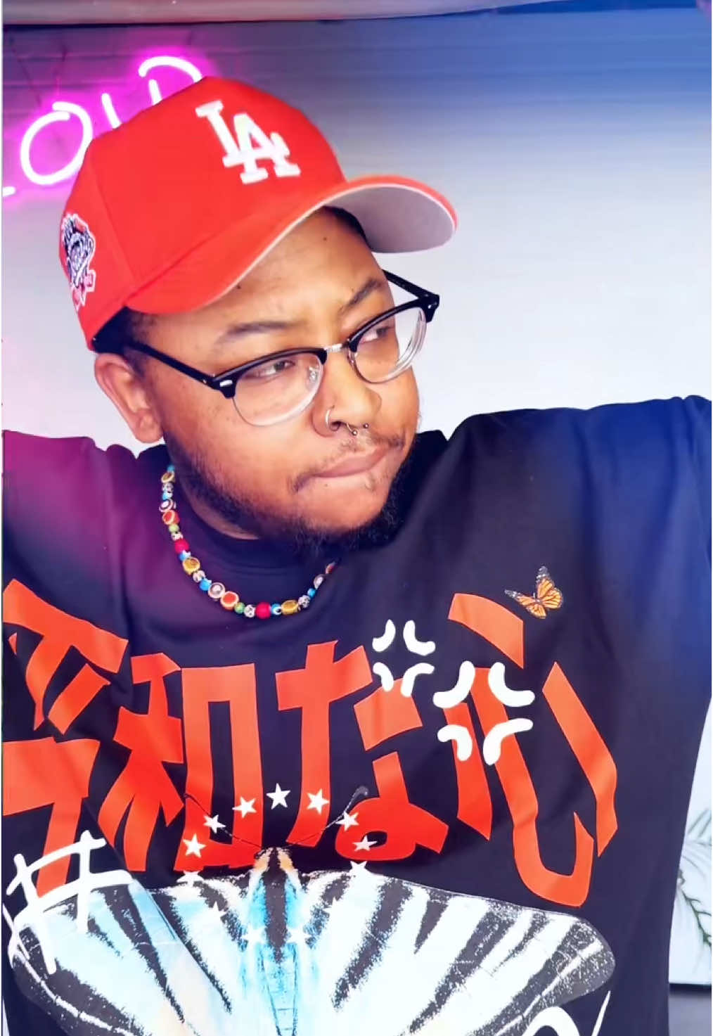 The Taylor’d Takeover is the Solo Exhibition by our Founder, @Jahlil Taylor curated HIS way! ••• Location: @glowstudio_sac  When: June 19th Time: 4pm-8pm ••• Editor : @mundordk  🎥: @mundordk  📷: @glowstudio_sac