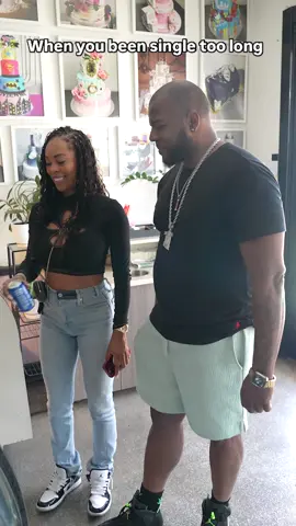 When She’s Been Single Too Long?!? @Dicethebarber #single #daphniquesprings #viral #trending
