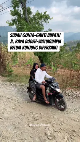 Hallo PakBup @Anom Widiyantoro #fyp #foryourpage #pedesaan #pemalang #watukumpul #bodeh #jalanrusak #viral 