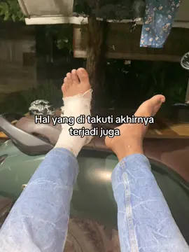 Currently in the healing, Keep strong me💪🏼 #fyp #ankle #cedera #football #4u #zyxbca 