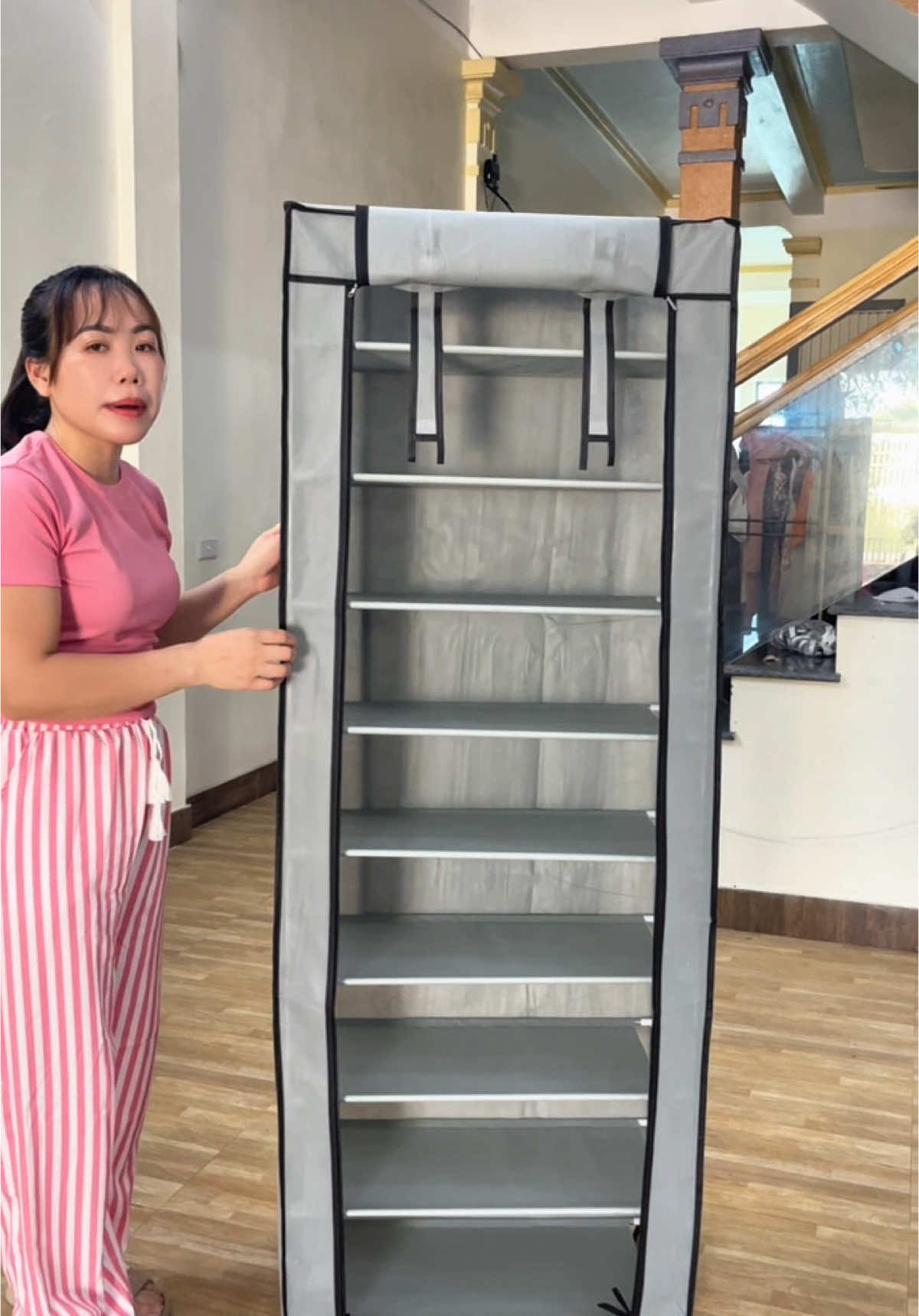 Tủ đựng giày dép nhiều tầng chống bụi tiện lợi #thaomigiare #tudunggiaydepnhieutang 