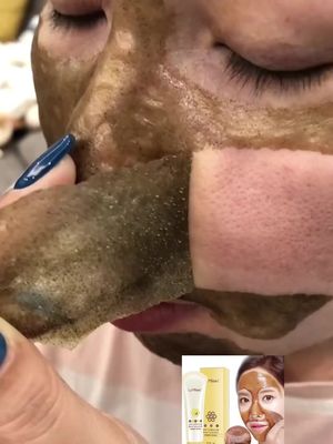 EWW, acne? BYE, breakouts! Say hello to clear, glowing skin with our Honey Peel Mask! 