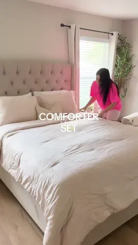 so soft & luxurious ☁️✨ #comforter #comforterset #bedding #beddingset #bedroomdecor #homedecor #tiktokmademebuyit #tiktokshopcreatorpicks 