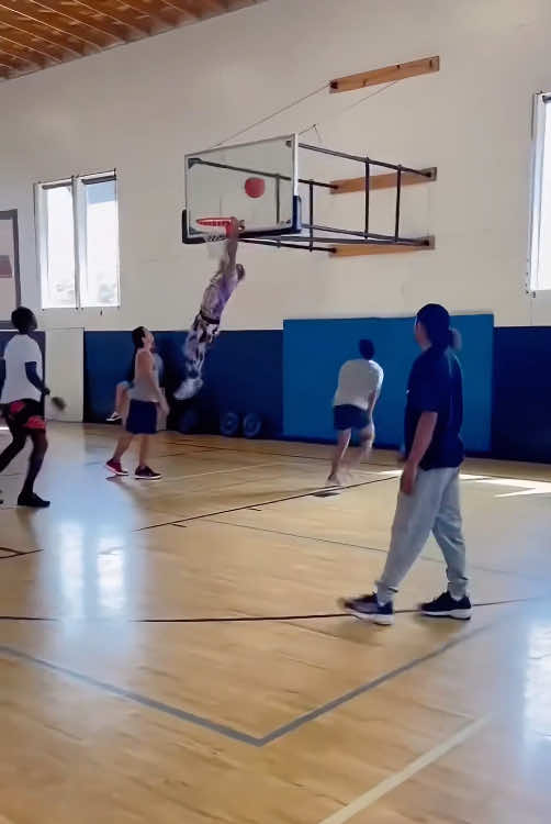 Funny basketball moments 🏀 #tiktok #funny #fail #fall #funnyvideos #fyp #for #haha #happy #sports #basketball #usa🇺🇸 