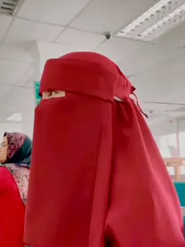 rasa kagum ku hilang ,  setelah melihat nya mencintai org lain 