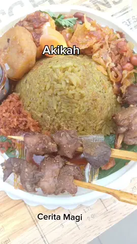 Akikah cucu Magi.  7 hari setelah lahir, cucu ke 3 akikah. Cucu laki-laki,  kambing nya 2. Dapet bonus boneka kambing 😊. Sate dan Gulainya enak.  Pengepakannya rapih. #CeritaMagi #Gulaikambing #Satekambing #Akikah #Idehidanganakikah #Tumpengminiakikah #Tumpengmini