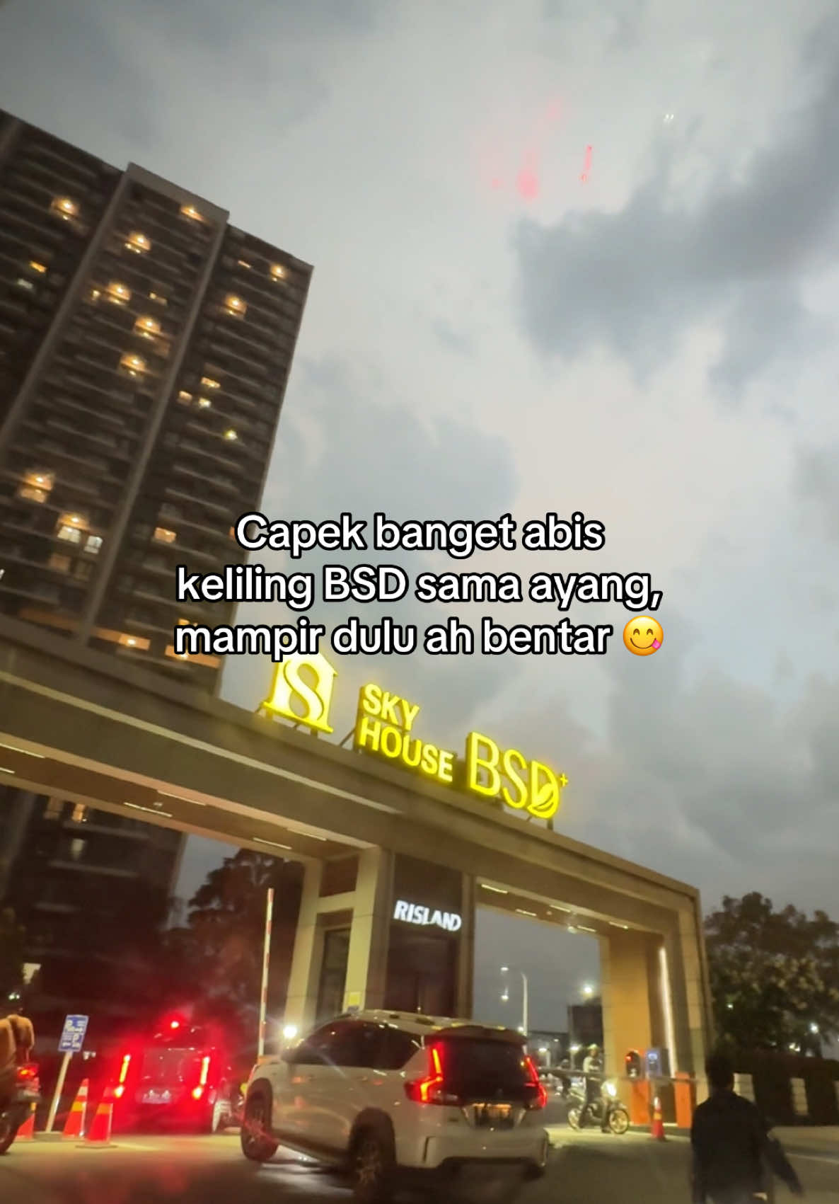 tau kan mampirnya harus kemana?🥰😜 WA: 0857-1144-4237🤩 #sewaapartemen #sewaapartemenharian #sewaapartementangerang #staycation #apartementangerangmurah #treepark #collins #springwood #skyhousebsd #apartementangerang #tangerang #viral #bsd #tangeranghits #duniamalam #hoteltangerang #apartemencollinsboulevard #tangerangkota #murahnikmatlezat #kastilrooms #staycationhematchallenge #staycationmurah #tangerangbanten #bsd #abcxyz #zxycba 