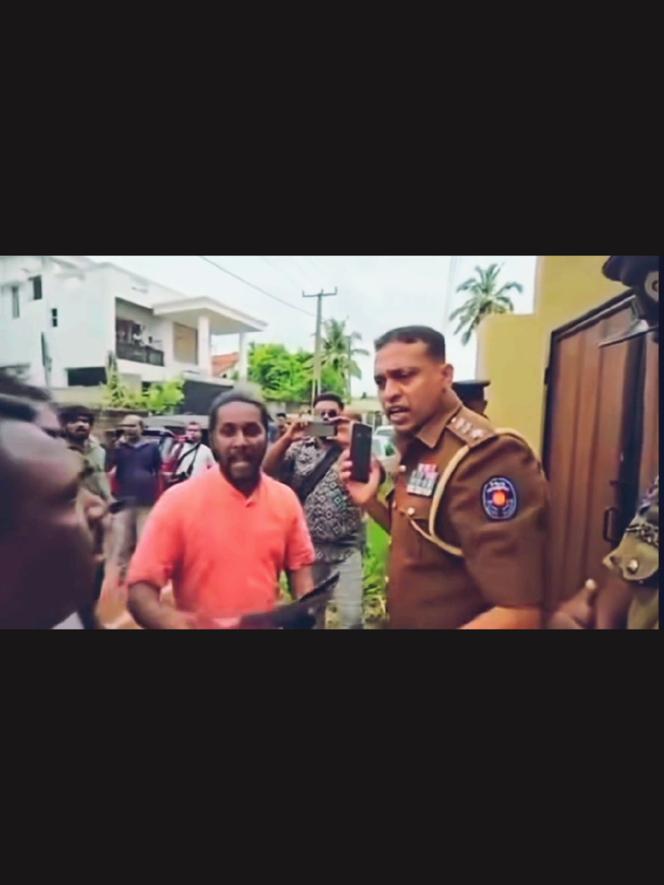 BREAKING NEWS මුන් ප්‍රසිද්ධියේ කොටි සමරනවා... මීගමුවට බැහැපු සිවිල් සංවිධාන සෙට් එක... මූණටම පොලීසයත් එක්ක ඇර ගනියි...  #views #fypシ゚viral #srilanka #negambo #fyp #tamiltubelk #tiktok #1million #trending #update 
