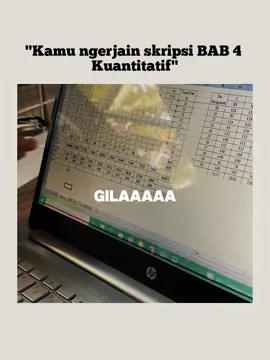 1 kata “Scary”🧟‍♂️ #sukadukaskripsi  #skripsiday 