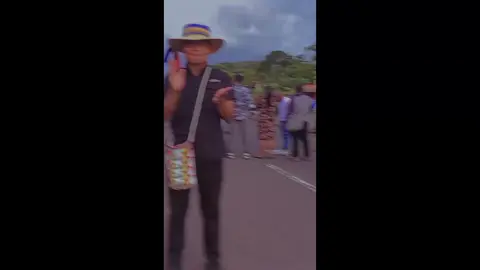 #comarcangabebugle 