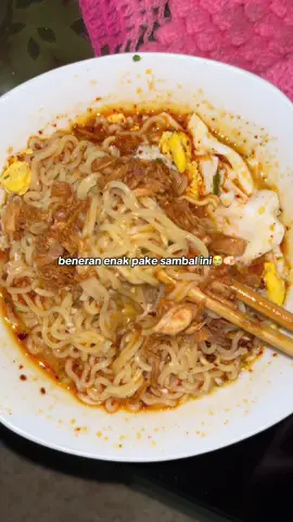 udah nyoba belum?   #mieviral #indomie #sambalbalado72 #tehsanty 