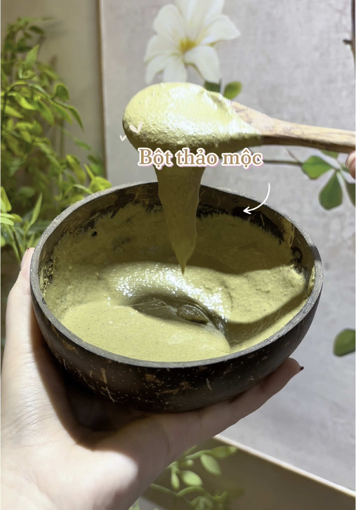 Bột tắm Thảo Dược có hiệu quả rất tốt trong việc nhả nắng nha bà ơiiii, ai đi biển da bị cháy nắng nên thủ sẵn em này nhớ, thề là mê lắmmmm #botnhanang #bottamthaoduoc #bottamtrang #ubot #bodycare #tips #duongtrangbody #trangdabody #nhanang #botutrangthiennhien 