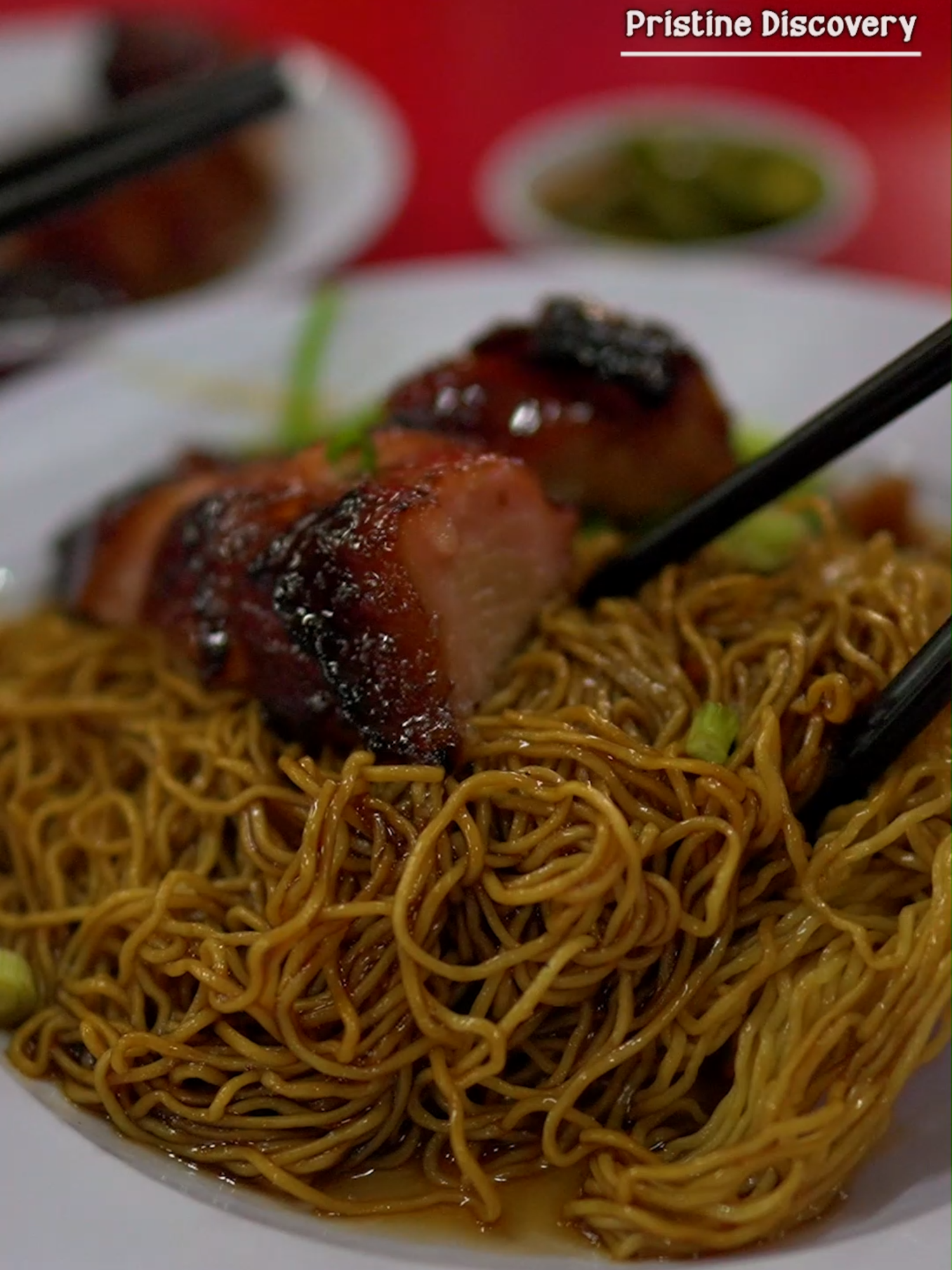 #wonton #noodles #noodle #chinesefood #hawkerfood #streetfood #streetvendors The Best Wonton Noodles in Town – Watch and Learn! For more info, visit our profile #youtube #pristinediscovery (#https://youtube.com/@pristinediscovery?sub_confirmation=1). DETAILS: ✳️ 双林云吞面 Restoran Shuang Ling ⌚Business Hours: Daily from 6:30 am–3.00 pm, closed on Tuesday 📍Address: 34, Medan Makmur, Off Jalan Usahawan 9/23A, Setapak, 53300 Kuala Lumpur 📌 https://maps.app.goo.gl/Tyq82DnRJiPJKv5t6