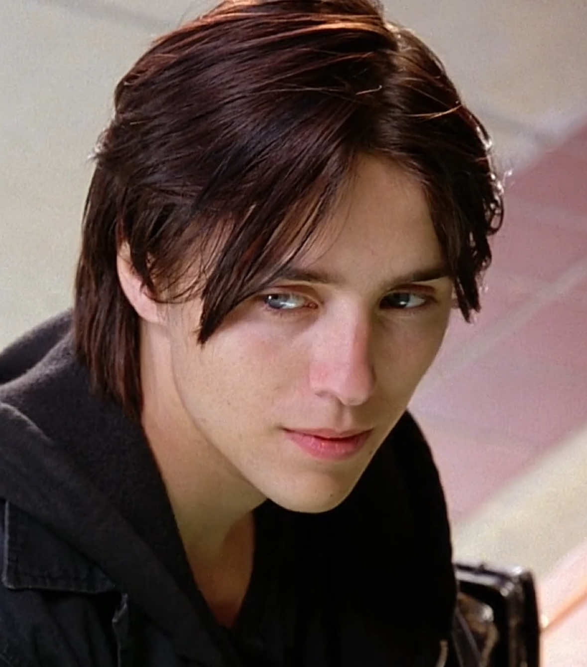 this movie was so weird #crimeandpunishmentinsuberbia #crimeandpunishmentinsuburbiaedit #vincentkartheiser #vincentkartheiseredit 