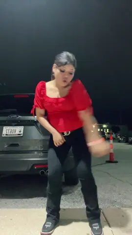 Woah woah woah💃🕺 #hellohello #momlife #familygoals #fambamof8 #couple #couplesgoals #teamo #meandyou #iloveyou #memorial #memorialweekend #woah @Rosales_574 