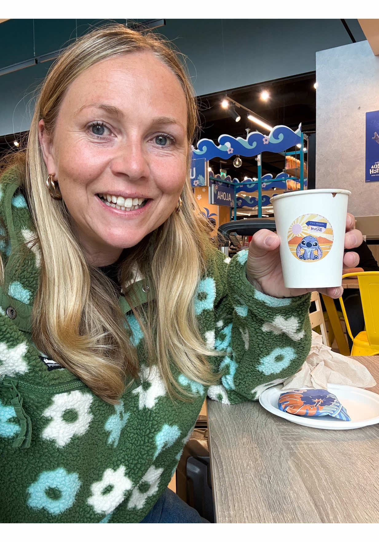 I visited the NEW Stitch cafe @Primark in Edinburgh. It was great to get a little Disney fix 💙 #primark #disneyuk #stitch #stitchcafe #disneytravels #disneyfind 