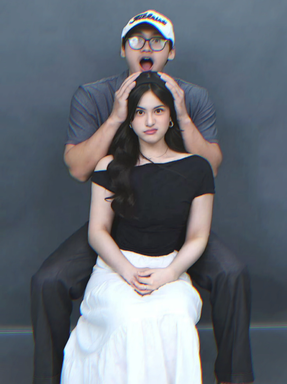 outfit foto studio bareng pacar 💓 #OOTD #fotostudiocouple #outfitideas #outfit 