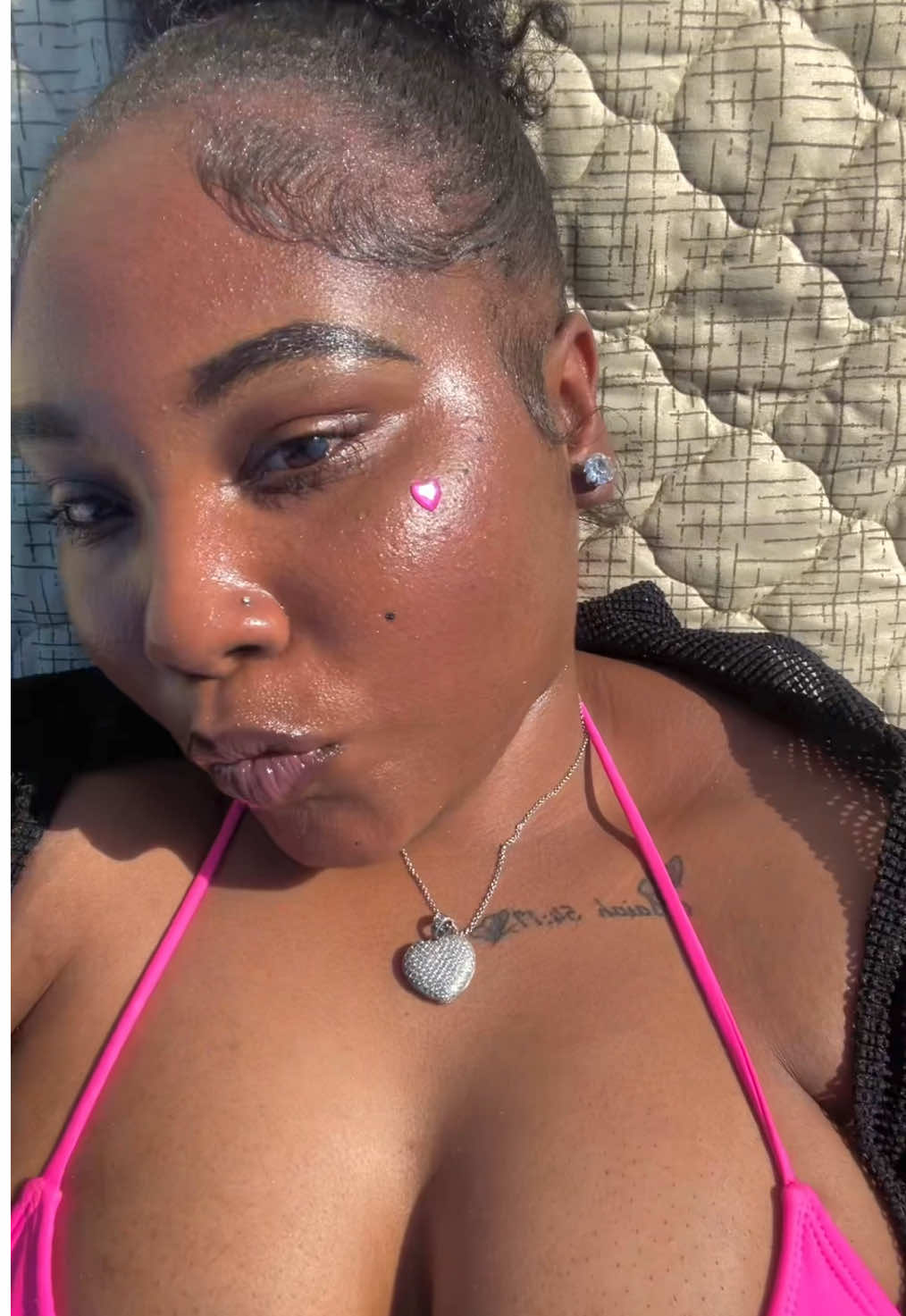 And my signature rhinestone look>>>.  #fyp #pinktok🎀 #charlestonsc #beachvibes #sunbathe 