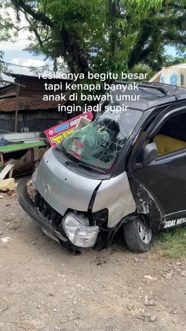 #cctvmaccopa #fypシ゚ #drivermuda #driversulawesi #drivertiktok #grandmaxpickup #kecelakaan #lakalantas #fyppppppppppppppppppppppp #fypシ゚viral #justkontenツ #sulawesiselatan m