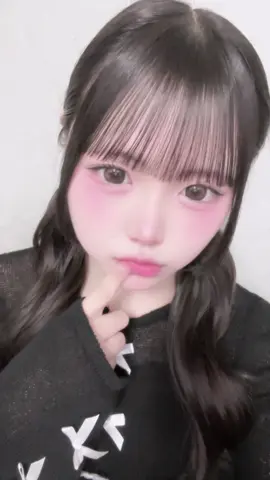 ニキビに歯磨き粉塗ると、1日で治るって知ってた？さりニキビ出来たことないからわからないけど本当なのかな？#08 #sjk #高2 