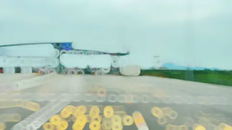 Cao tốc đẹp nhất việt nam Gọi tên cao tốc Hà Nội -Hải phòng. Đường đẹp thế này phải cho chạy 150km/h mới bõ @huy@Bố Huy 🩵 Kiều Trang 🩶 #Xuhuong#xekhachvietnam 